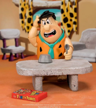 Cargar imagen en el visor de la galería, Jada Toys - The Flintstones - Fruity Pebbles - Pedro Picapiedra - $699 ($199) - ABR-MAY 2026