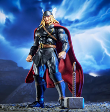 Cargar imagen en el visor de la galería, Marvel Legends - Maximum Series - Thor - $1,249 ($249) - JUL-AGO 2026