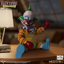 Cargar imagen en el visor de la galería, Mezco Toyz - Designer Series Mega Scale - Killer Klowns from Outer Space - Shorty - $2299($599) ENE-FEB 2027