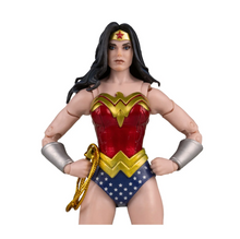 Cargar imagen en el visor de la galería, McFarlane - DC Multiverse - Vault Collection - Wonder Woman (Classic) - $679($199) OCT-NOV
