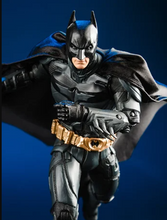 Cargar imagen en el visor de la galería, McFarlane - DC Multiverse - The Dark Knight - Vault Collection - Batman - $679($199) OCT-NOV