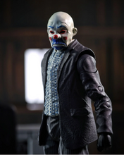 Cargar imagen en el visor de la galería, McFarlane - DC Multiverse - The Dark Knight - Vault Collection - The Joker $679($199) OCT-NOV