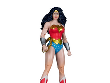 Cargar imagen en el visor de la galería, McFarlane - DC Classic - DC Multiverse - Collector Edition - Wonder Woman - $849($299) -AGO-SEP 2026