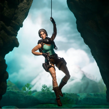 Cargar imagen en el visor de la galería, Hasbro - G.I. Joe x Tomb Raider - Classified Series - Lara Croft -$1099($299) - OCT-NOV 2026