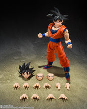 Cargar imagen en el visor de la galería, Bandai - S.H.Figuarts - Dragon ball Z Son Goku (Kind-hearted Saiyan) - $1199 ($299) JUL-AGO