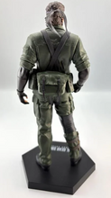 Cargar imagen en el visor de la galería, Konami - Metal Gear Solid Delta - Snake Eater - $799 - ($249) - SEP-OCT 2026
