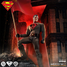 Cargar imagen en el visor de la galería, Mezco Toyz - One:12 Collective Superman - Superman: Red Son - $2749($799) ENE-FEB 2027
