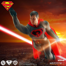 Cargar imagen en el visor de la galería, Mezco Toyz - One:12 Collective Superman - Superman: Red Son - $2749($799) ENE-FEB 2027
