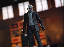 Cargar imagen en el visor de la galería, McFarlane - DC Multiverse - The Dark Knight - Vault Collection - The Joker $679($199) OCT-NOV
