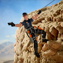 Cargar imagen en el visor de la galería, Hasbro Pulse -  G.I. Joe Classified Series - Action Man -  $1249($299) SEP-OCT 2026
