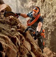 Cargar imagen en el visor de la galería, Hasbro Pulse -  G.I. Joe Classified Series - Action Man -  $1249($299) SEP-OCT 2026
