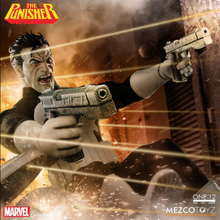 Cargar imagen en el visor de la galería, Mezco Toyz -One:12 Collective -  Marvel - The Punisher - $2999($799) FEB-MAR 2027
