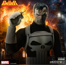 Cargar imagen en el visor de la galería, Mezco Toyz -One:12 Collective -  Marvel - The Punisher - $2999($799) FEB-MAR 2027
