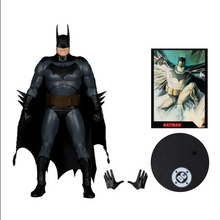 Cargar imagen en el visor de la galería, McFarlane - DC Direct - Justice #1 - Page Punchers - Batman 7" - $749($249) - AGO-SEP 2026 BT1
