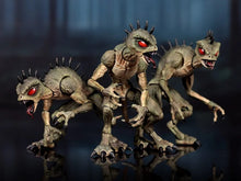Cargar imagen en el visor de la galería, LOOSECOLLECTOR - The Crypt: Chupacabras Pack de 3 - $2999 ($999) - ENE-FEB 2027
