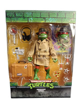 Cargar imagen en el visor de la galería, Super7 - Teenage Mutant Ninja Turtles ULTIMATES! - Undercover Raphael - BBTS Exclusive
